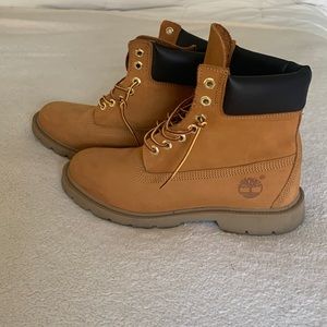 Mens size 8 Timberland Work boots